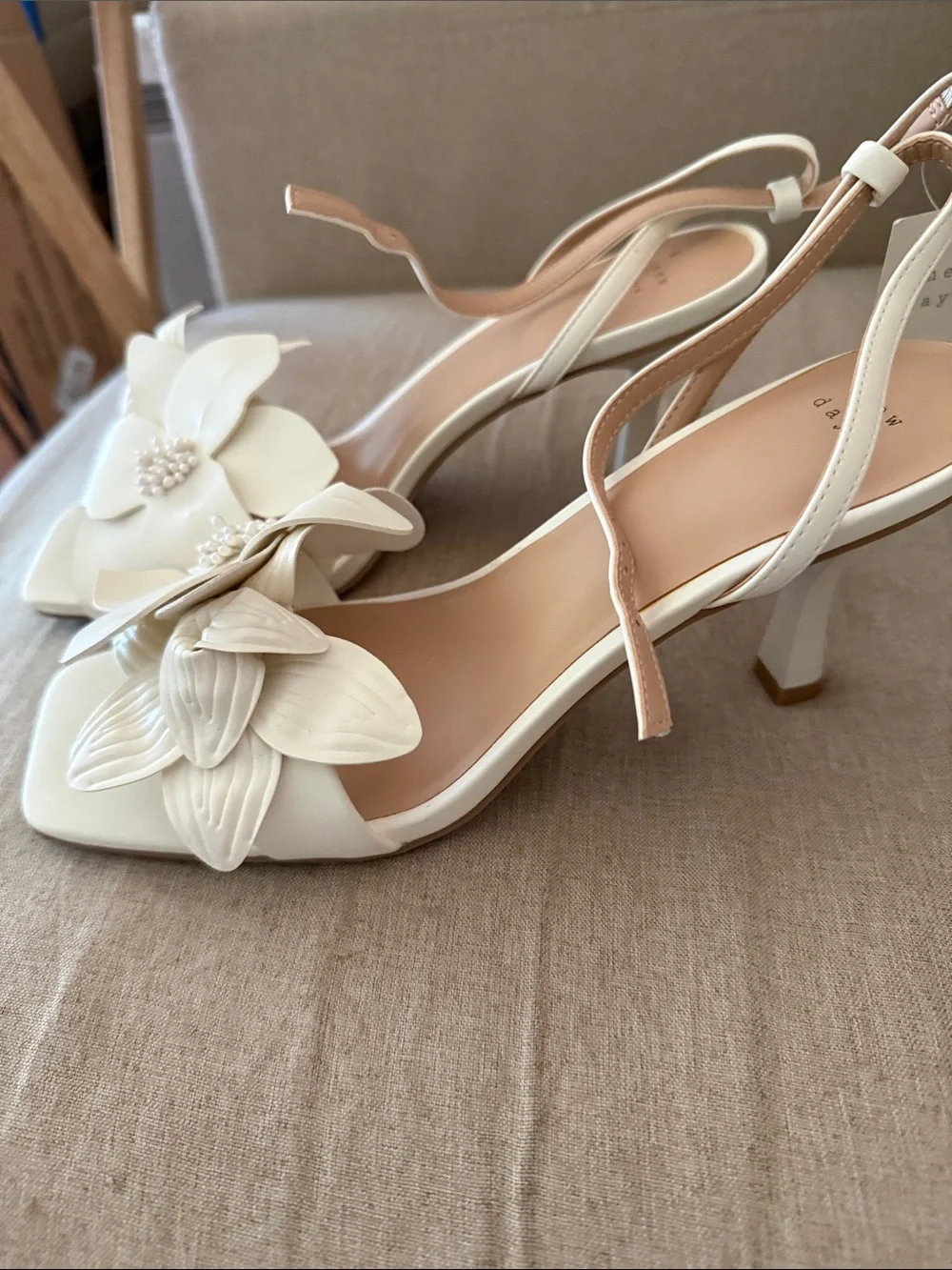 NWT A New Day Women's White Antonette Heeled Sandals Size 8.5